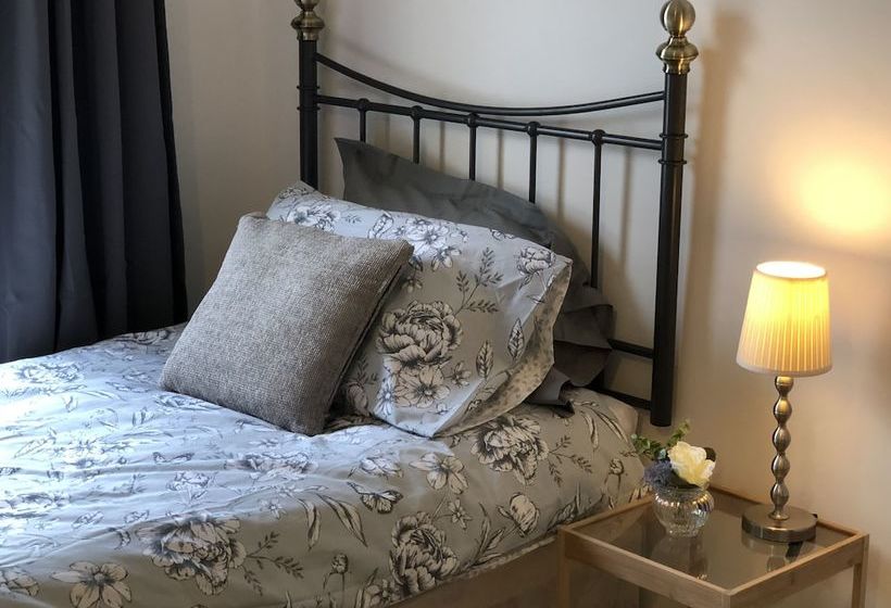 بنسيون Double Rooms Near City Centre