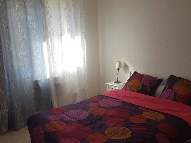 Пансион En Pleine Nature à Nîmes Avec Piscine