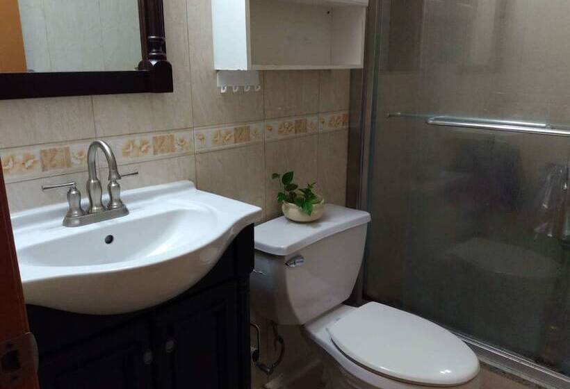 펜션 Fairmount Guest House