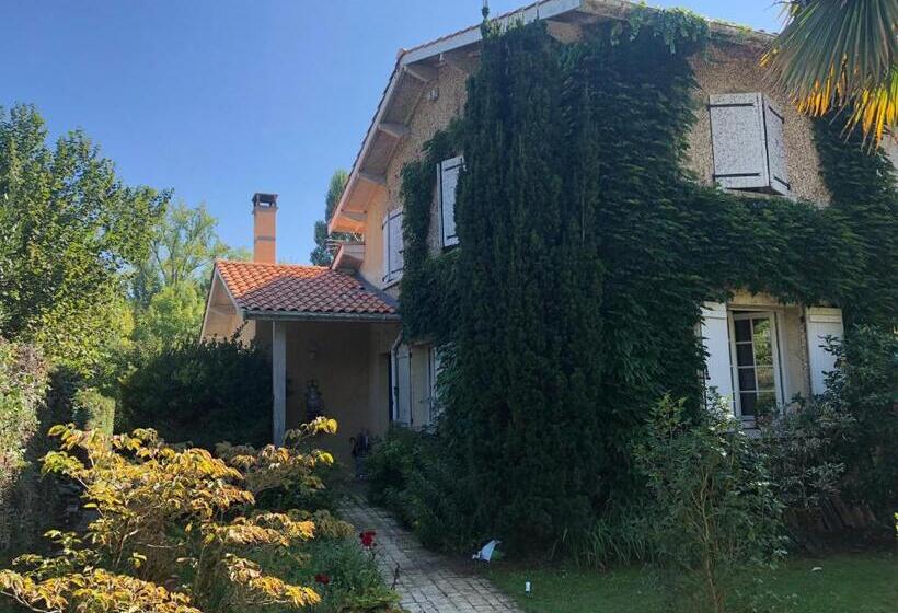 膳宿费 L Eau Bourde