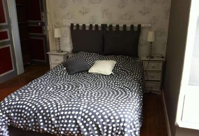 Пансион Le Petit Plessis