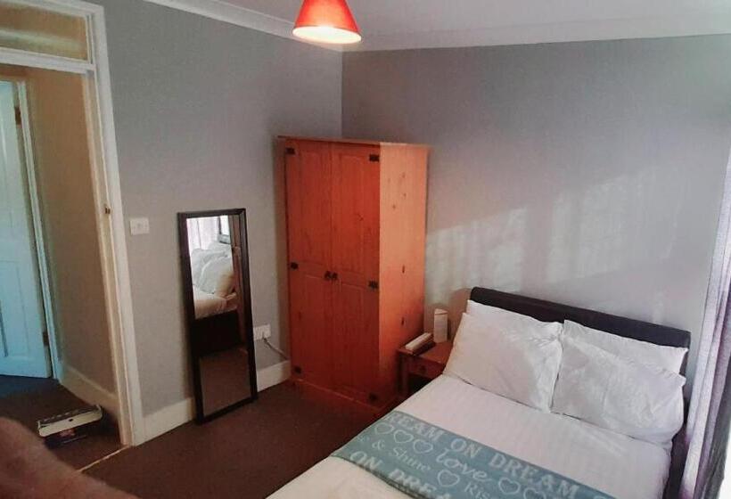 펜션 Penzance Cottage