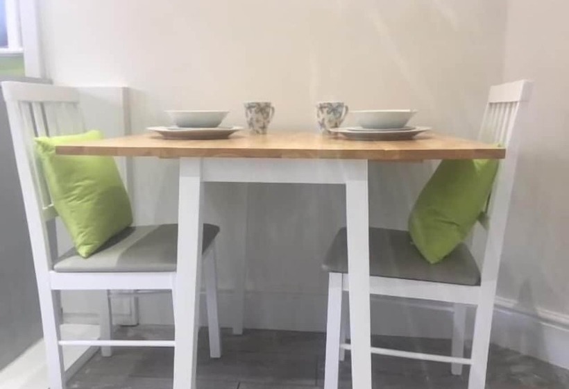 פנסיון Townhouse @ Westminster St