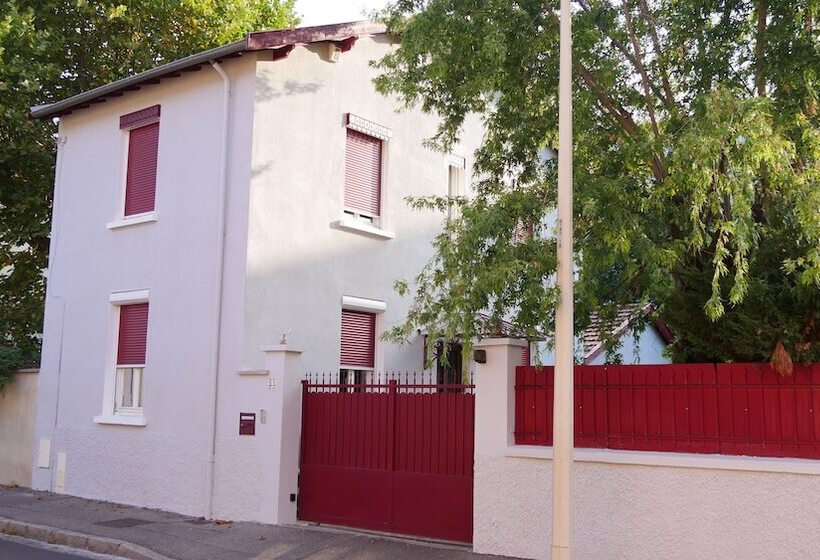 Пансион Villa Seignemartin