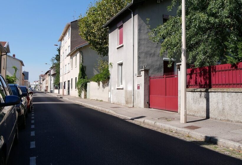 Пансион Villa Seignemartin