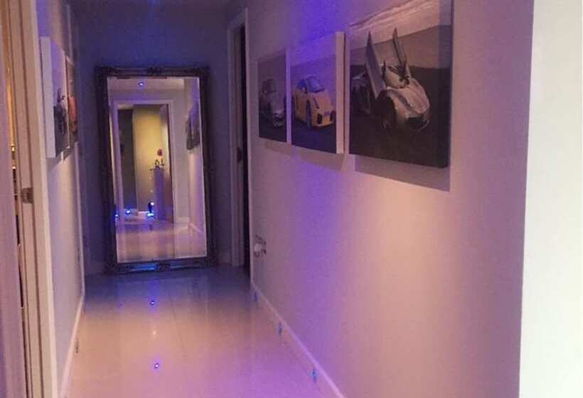 Stunning Apartment With Amazing Views