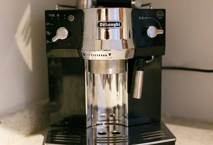 The Nautical Apartment