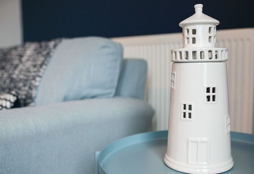 The Nautical Apartment