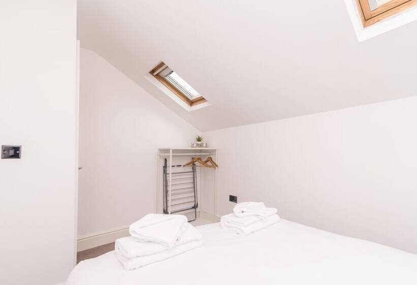 Bowling Green Apartments