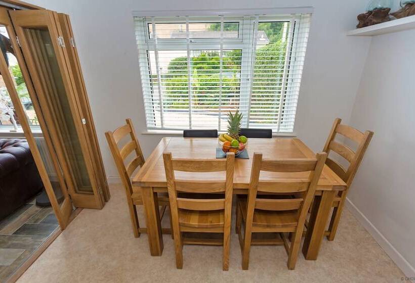 Braunton Hazel House 4 Bedrooms