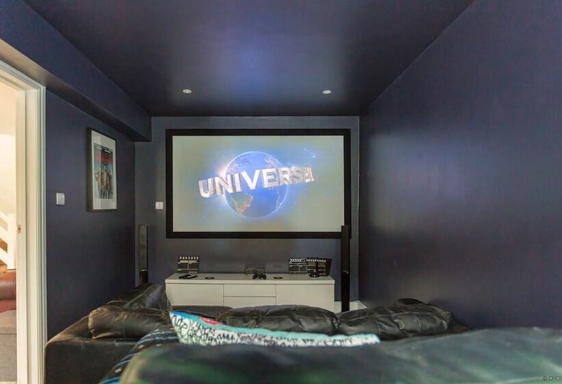 Braunton Hazel House 4 Bedrooms