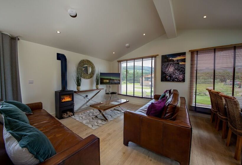 فندق Balloch Park