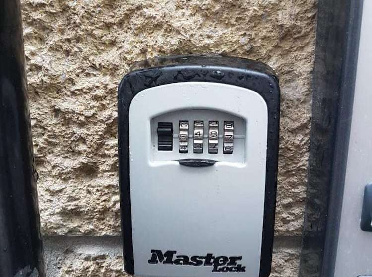 Langley Apartment City Centre 2 Min Walk To Secure Parking