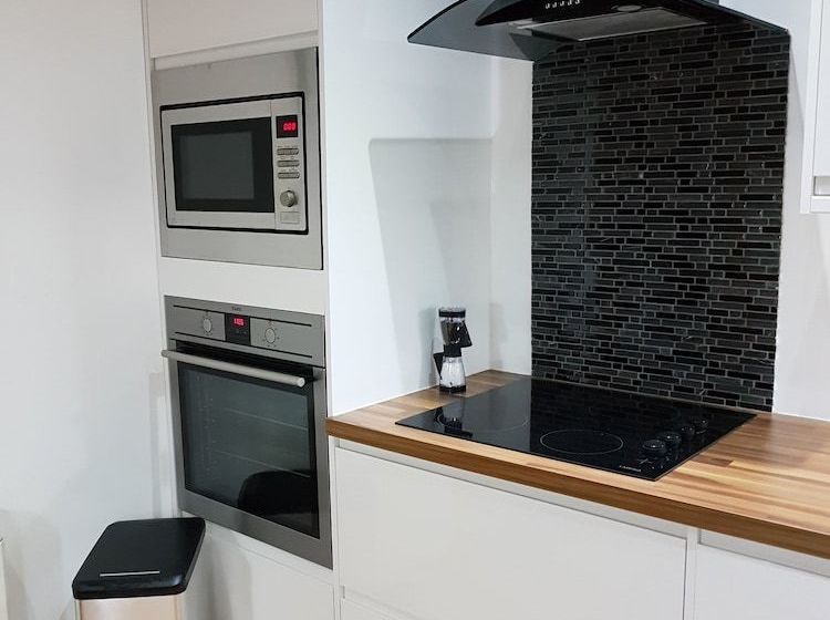 Langley Apartment City Centre 2 Min Walk To Secure Parking