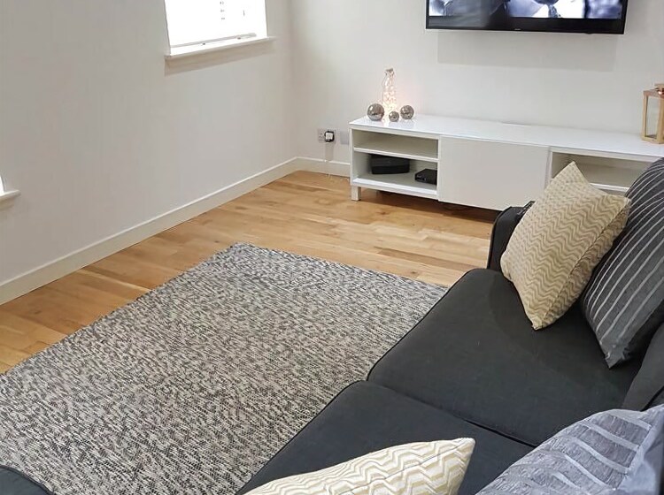 Langley Apartment City Centre 2 Min Walk To Secure Parking