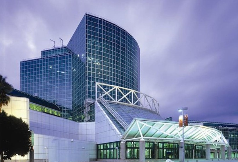 New Urban Downtown La Luxury Apartment