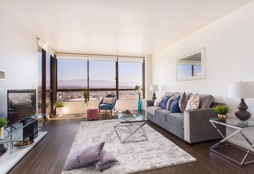 New Urban Downtown La Luxury Apartment