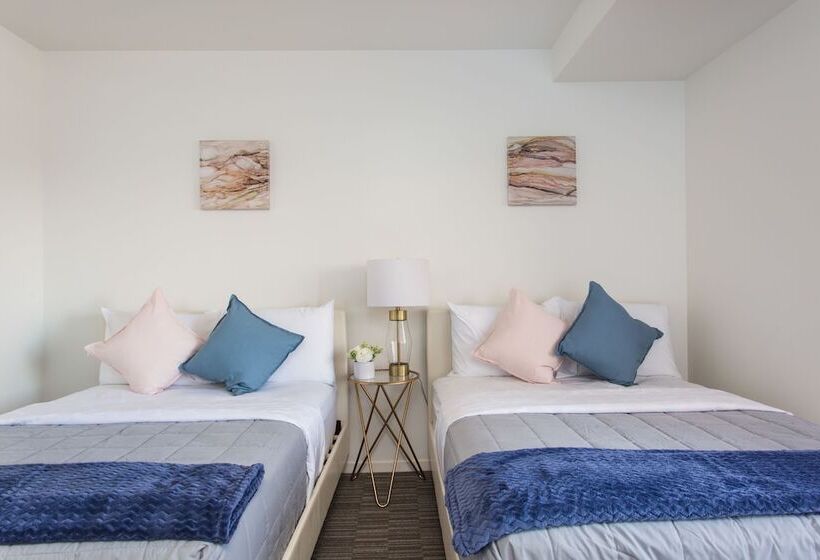 New Urban Downtown La Luxury Apartment