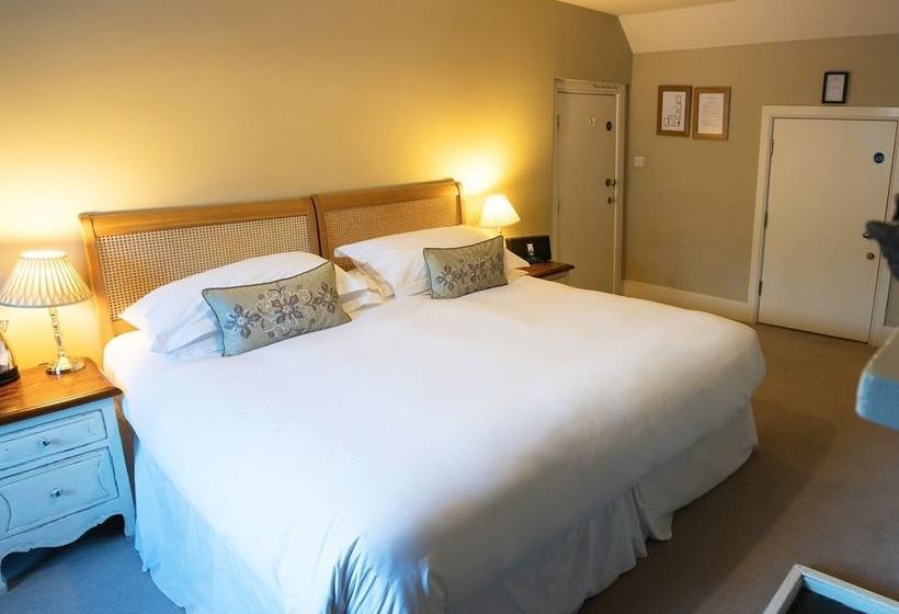 Пансион Checkers Pantry With Rooms