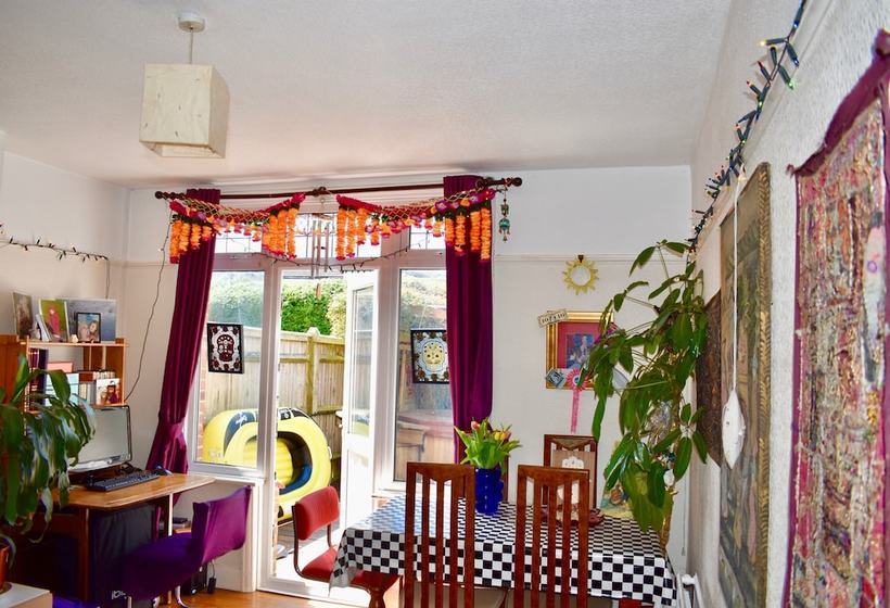 Quirky Brighton Seafront Home