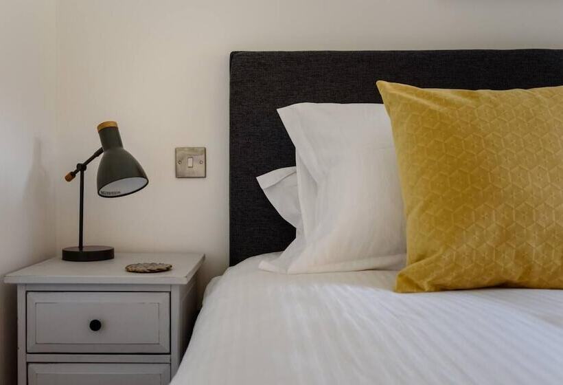 Sunnybrook   A Luxurious Carbon Neutral House Close To Beach, Shaldon