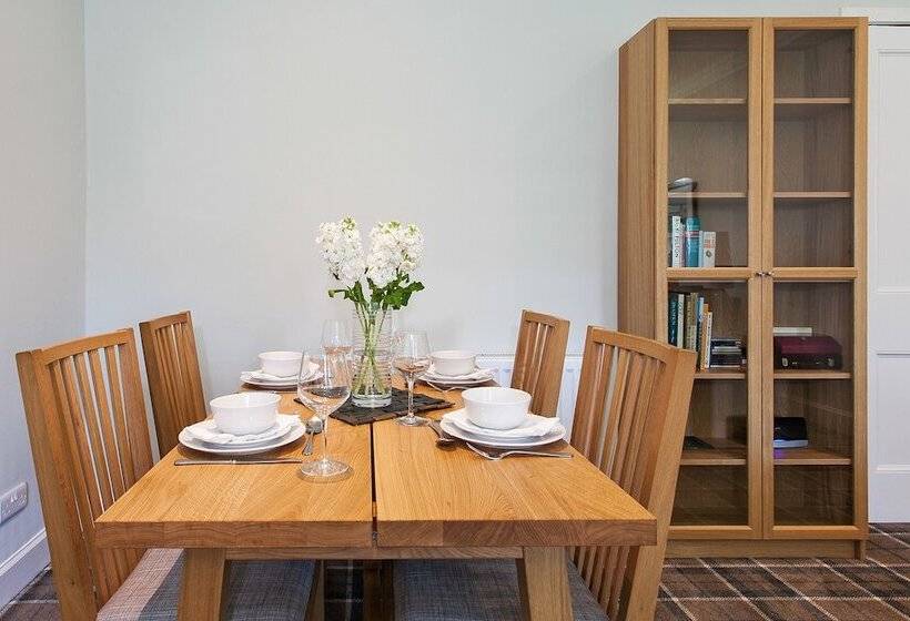 The Old Manse House   Apartment