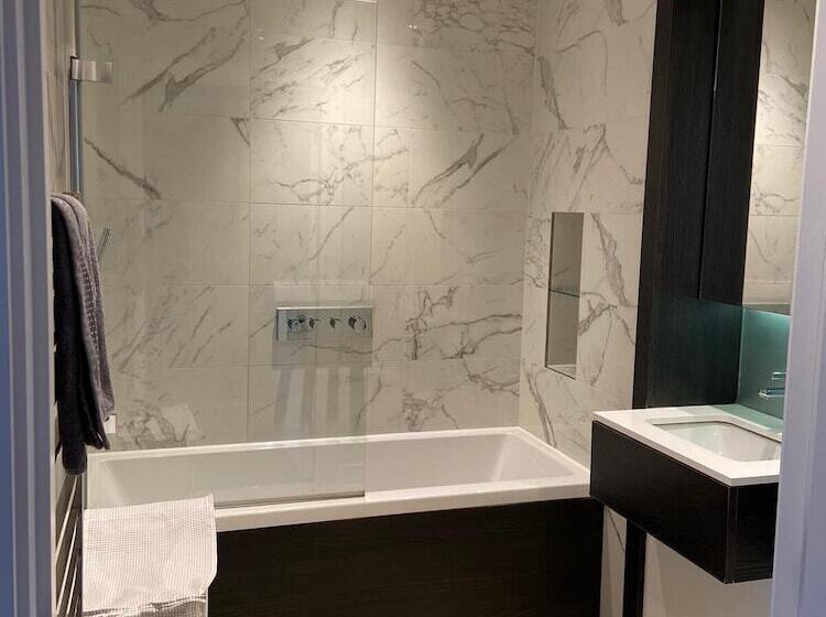 Blissful One Bed Near The River