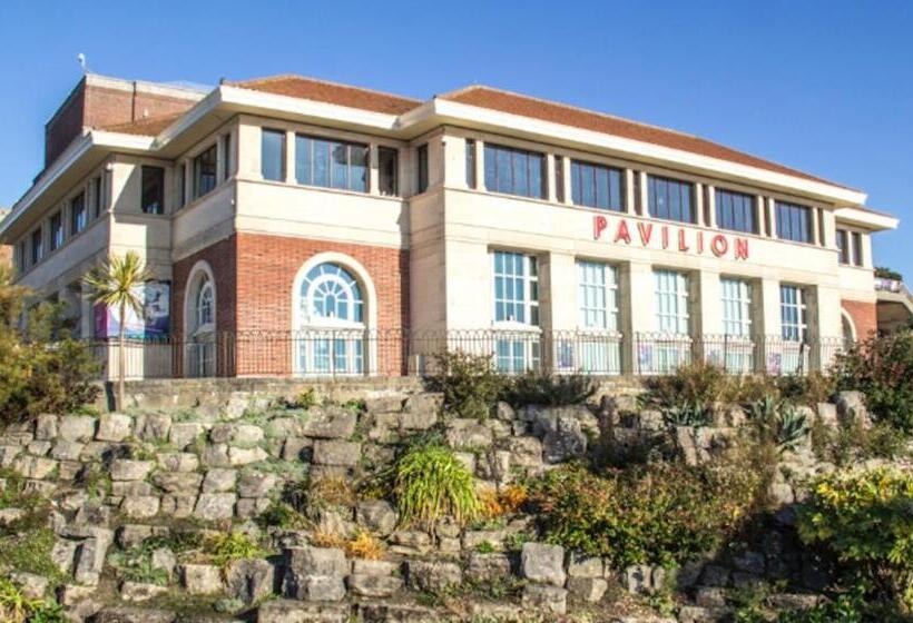 Bournemouth Hot Tub & Sauna Holiday Let