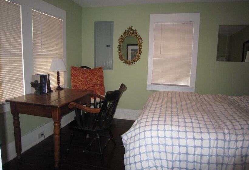 Historical Downtown Home