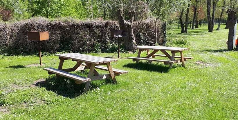 酒店 Camping Val De Boutonne