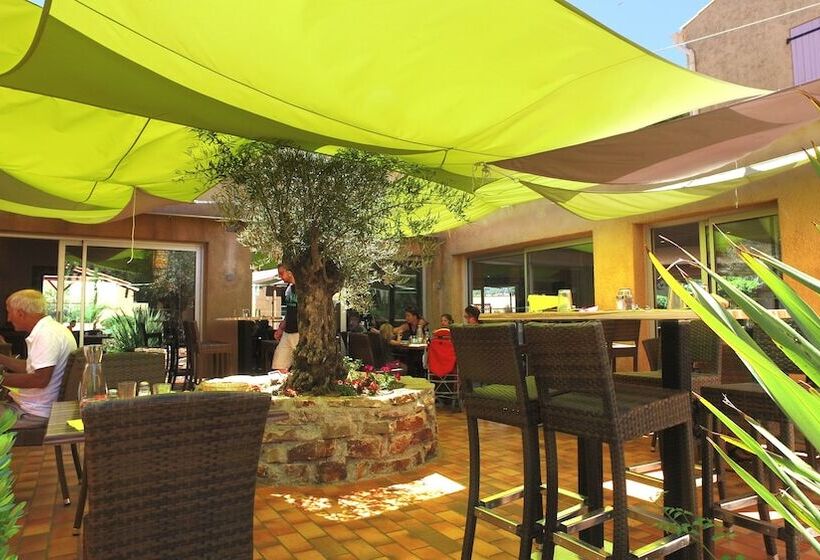 ホテル Vvf Golfe De Saint Tropez