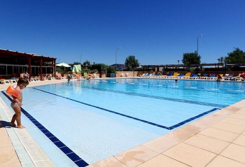 ホテル Vvf Golfe De Saint Tropez