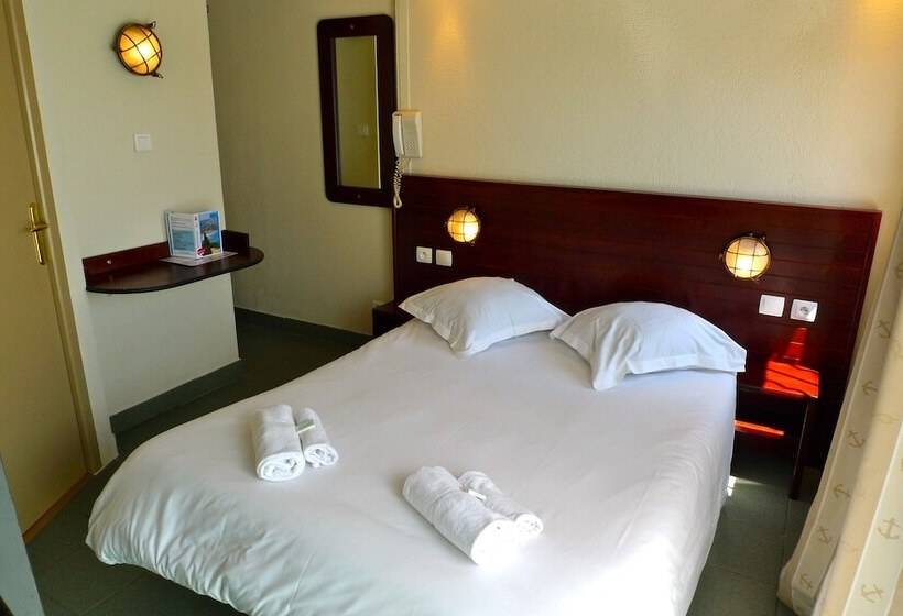 ホテル Vvf Golfe De Saint Tropez