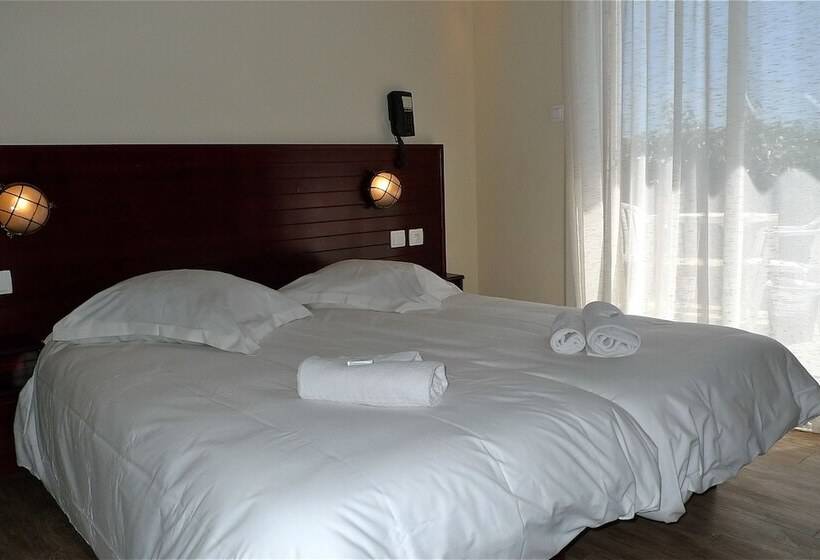 ホテル Vvf Golfe De Saint Tropez