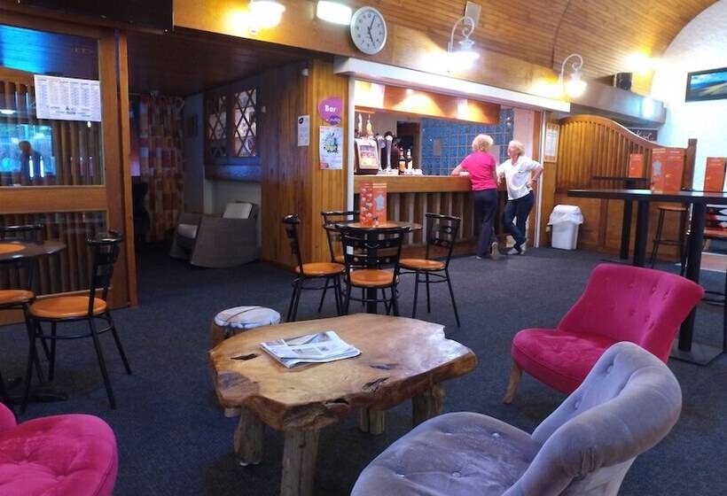 Отель Vvf Le Lioran Les Monts Du Cantal