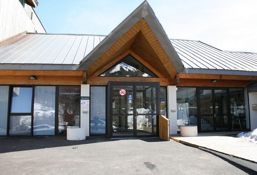 Отель Vvf Le Lioran Les Monts Du Cantal