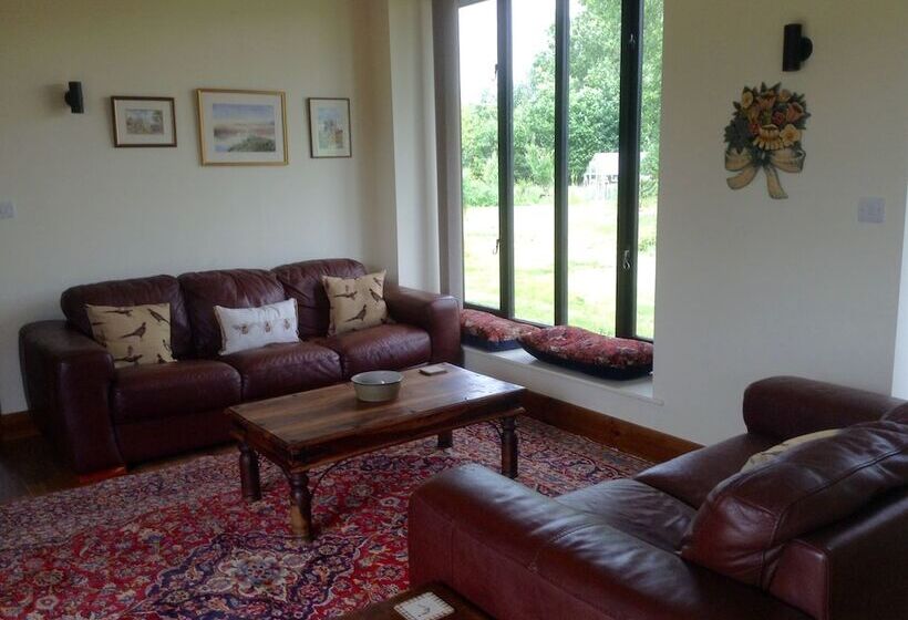 Lackford Lakes Barns