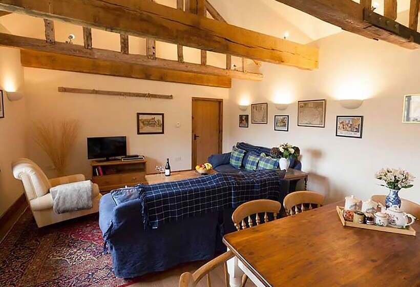 Lackford Lakes Barns