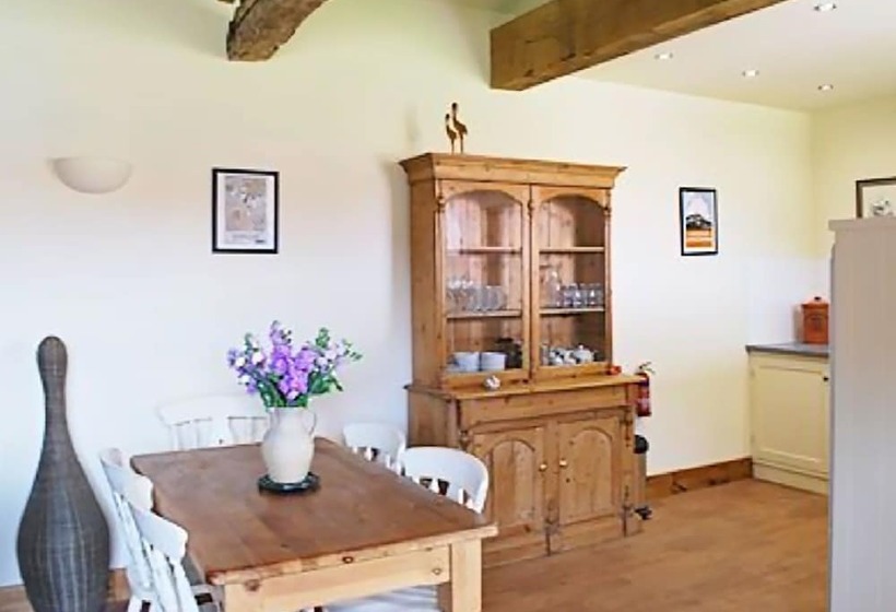 Lackford Lakes Barns