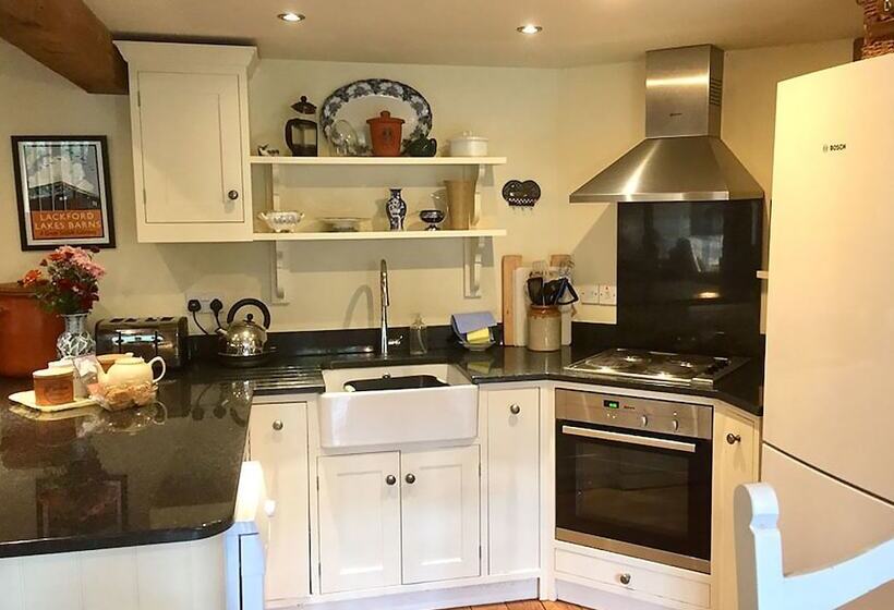 Lackford Lakes Barns