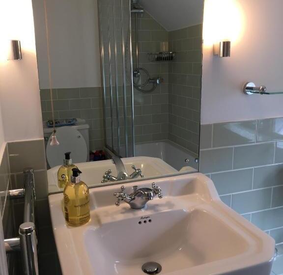 膳宿费 Cozy Place