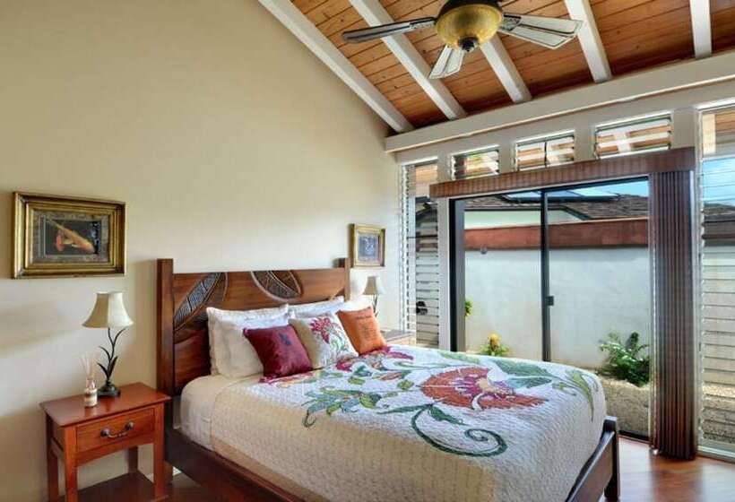 Rate Elegant Home With Hot Tub And Pool On Makai Golf Course