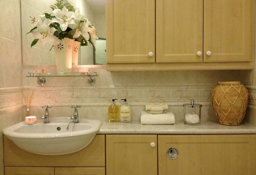 Snowdonia Snug Studio Style Accommodation