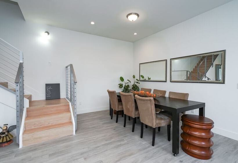 4br Pool Townhome Duplex By Jos17