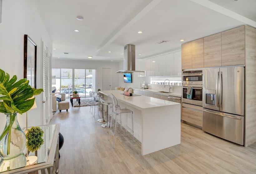 4br Pool Townhome Duplex By Jos17