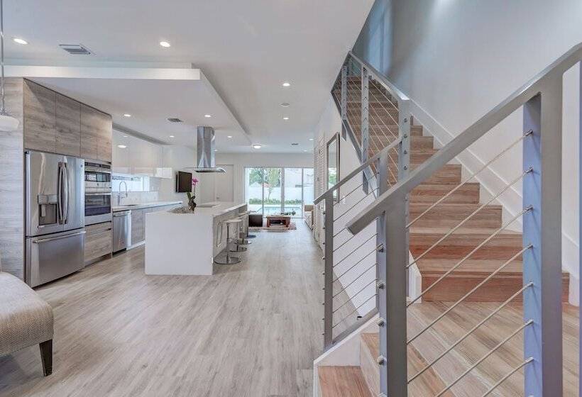 4br Pool Townhome Duplex By Jos17