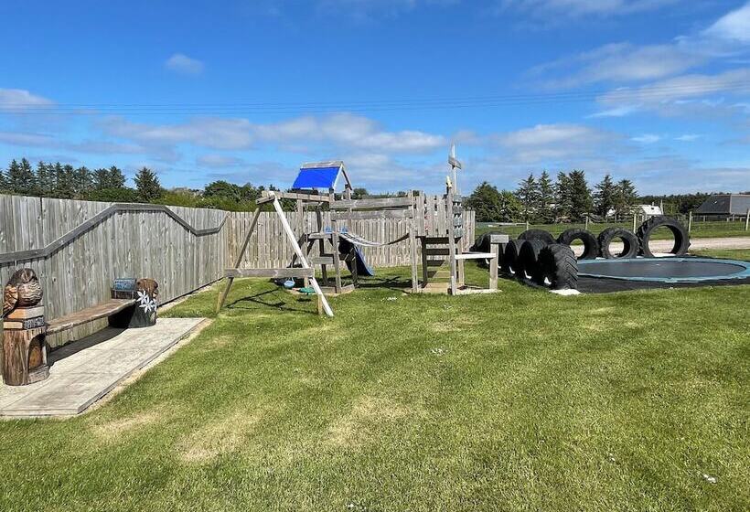 Acdc Glamping, Campervan , Caravan And Tent Resort