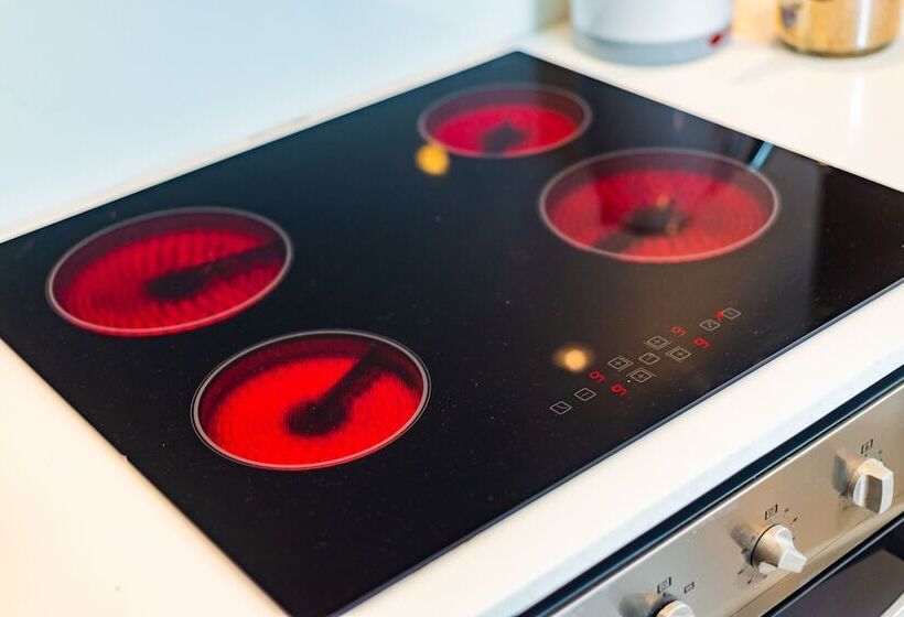 Nagawari Art Maldives Pattaya Villa