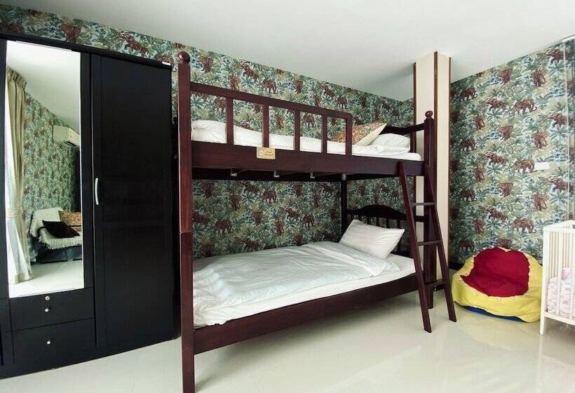 Nagawari Art Maldives Pattaya Villa