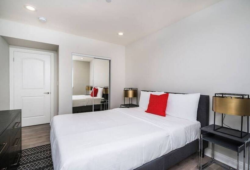 Brand New Luxury 3bdr Townhome In Silver Lake